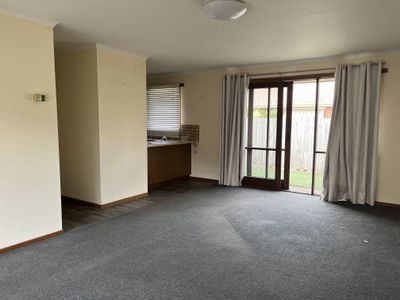 2 / 115 Bellarine Hwy, Newcomb