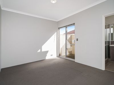 11 Rotherfield Road, Westminster