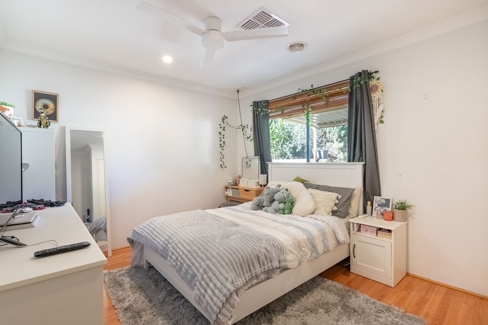 18 Oak Way, Baldivis