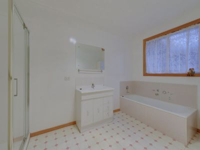 96 Lowes Road, Garden Island Creek