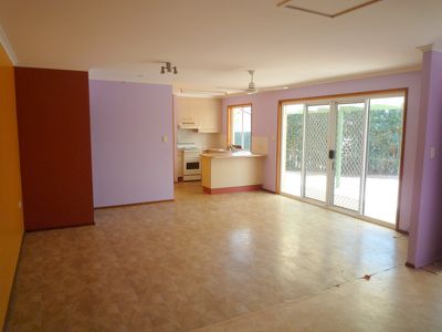 6 / 19 Pepperina Court, Woodgate