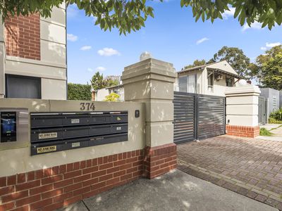 6 / 374 Stirling Street, Highgate