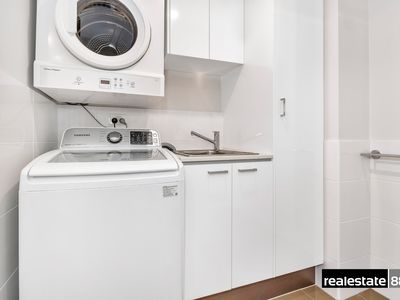 59 / 172 Railway Parade, West Leederville