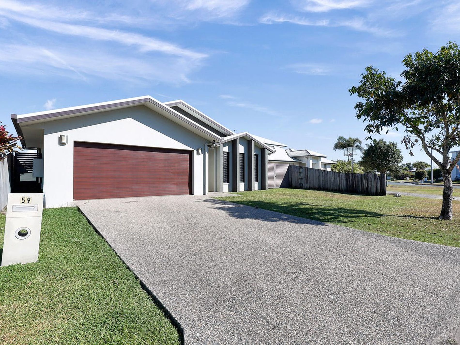 59 Makybe Diva Drive, Ooralea