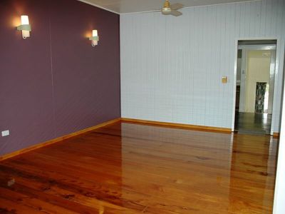 169 Kingfisher street, Longreach