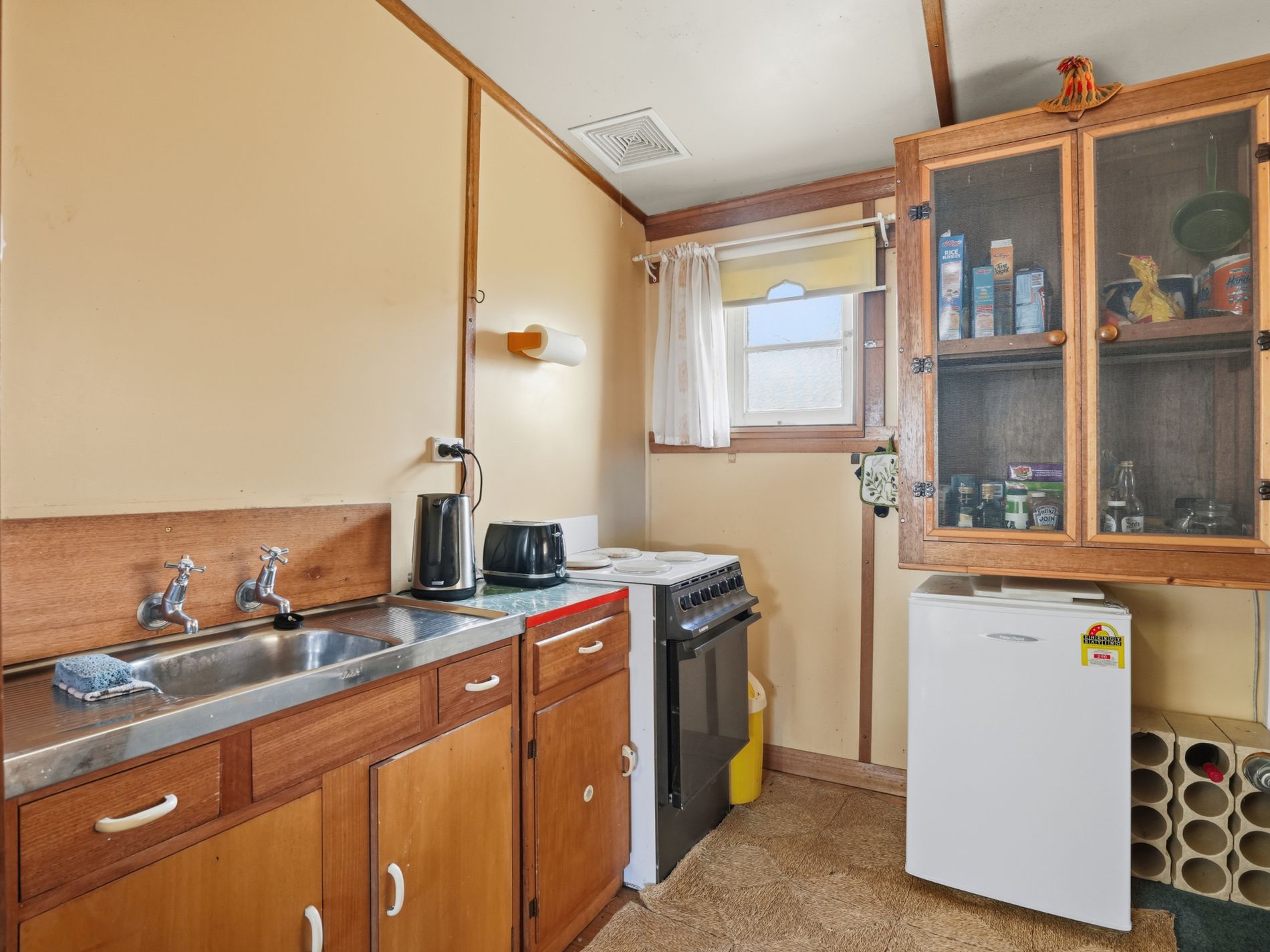 8 Flintstone Drive, Flintstone