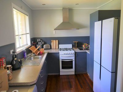 76 Walter Road, Kingaroy