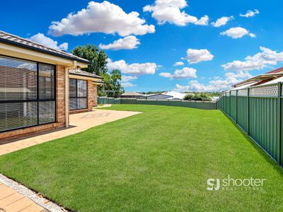 7 Cypress Point Drive, Dubbo