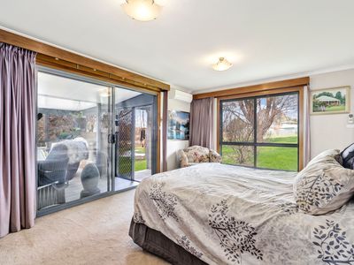 6 Carrington Street, Crookwell