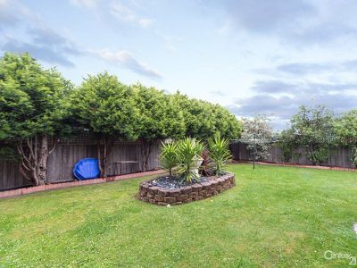 5 Eleanore Crescent, Hallam