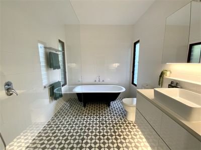 11 Johnson Street, Forbes