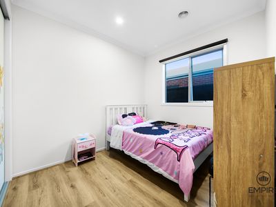 63 Karula Circuit, Clyde