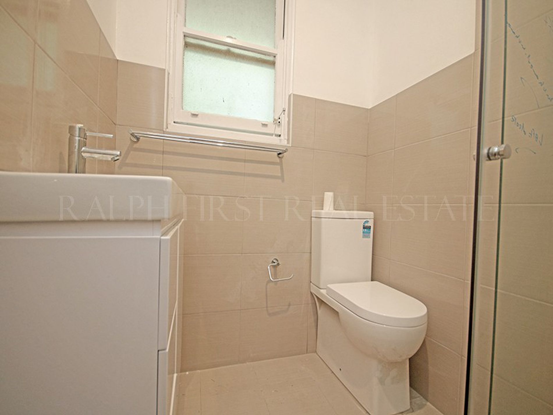 8 / 32 Hampden Road, Lakemba