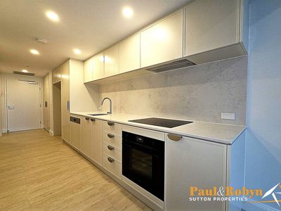 612 / 70 Allara Street, Canberra
