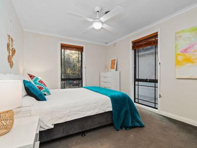 4 Ash Grove South , Langwarrin