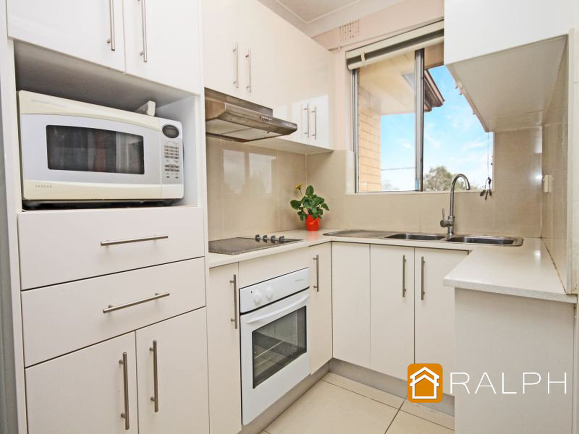 8 / 11 York Street, Belmore