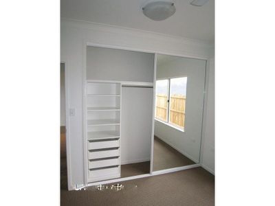 5 Sommerset Drive, Atherton