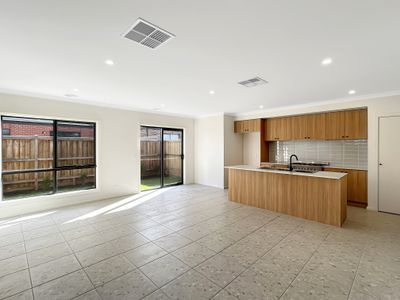 8 Leith Road, Thornhill Park