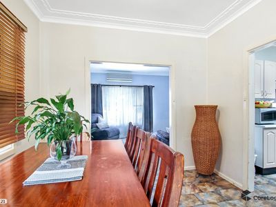 28 Fisher Street, Oak Flats