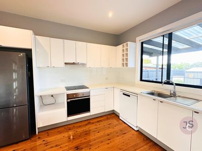 114 Medcalf Street, Warners Bay