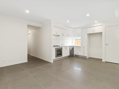 1 / 56 Dunaden Street, Logan Reserve
