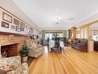 1883 Warby Range Rd, Killawarra