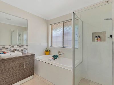 8 Earls Court, Goonellabah