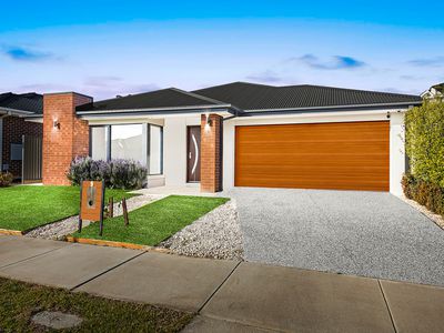 9 Larneuk Drive, Cobblebank