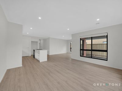 32 Crotone Avenue, Deanside