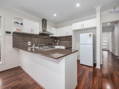 152 Saltwater Promenade, Point Cook