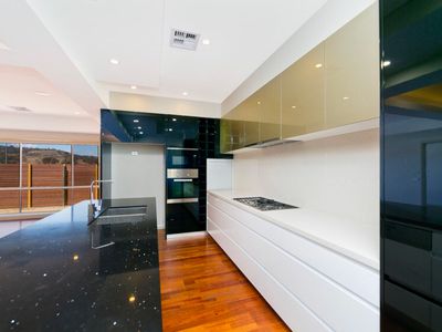 79 Albatross Crescent, Harrison