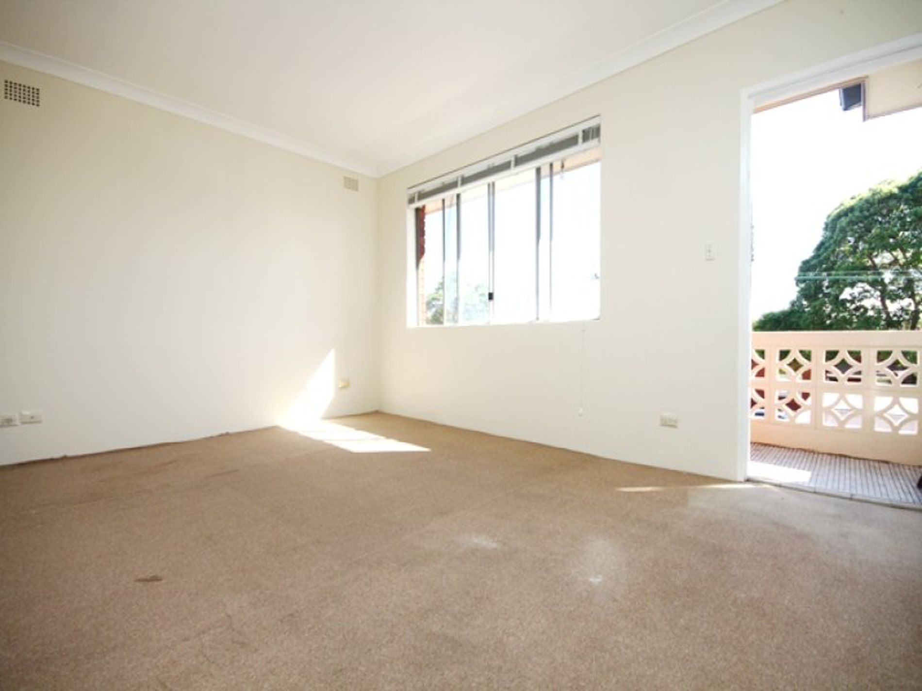 6 / 120 Sproule Street, Lakemba