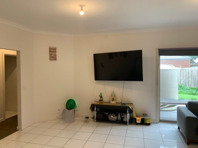 6 Red Robin Road, Truganina