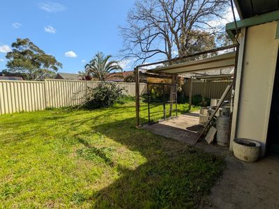 8 DONALD STREET, Picnic Point