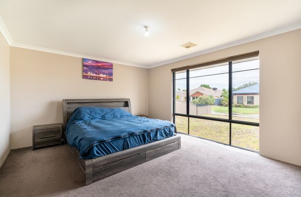 10 Pavonia Parade, Baldivis