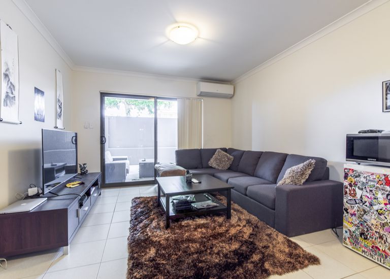 4 / 88 Moreing Street, Redcliffe