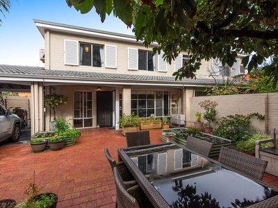 1 / 4 Monash Avenue, Nedlands