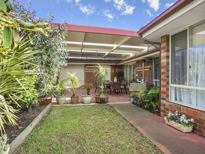 4 Blossom Lane, Werribee