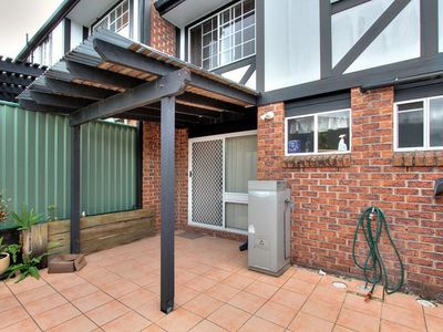 14 / 18 Magellan Drive, Springwood