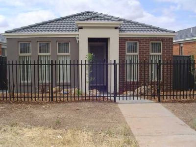 5 Secret Garden Way, Tarneit