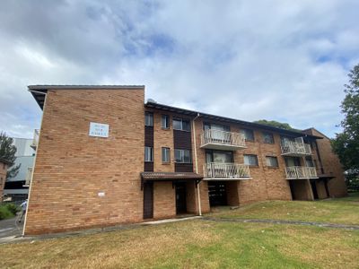 4/26 Neil Street, Merrylands