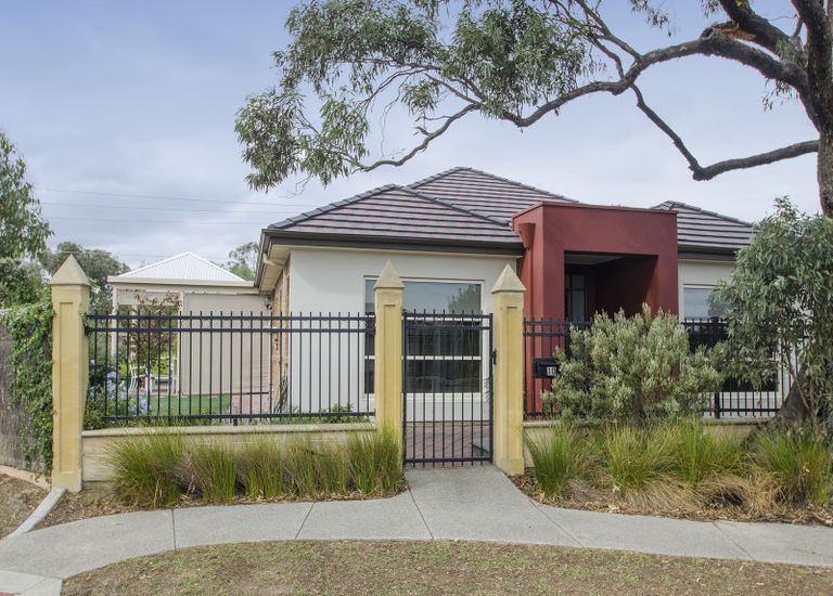 10 Acacia Grove, Flagstaff Hill