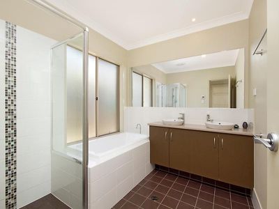 47A Sunningdale Avenue, Rochedale South