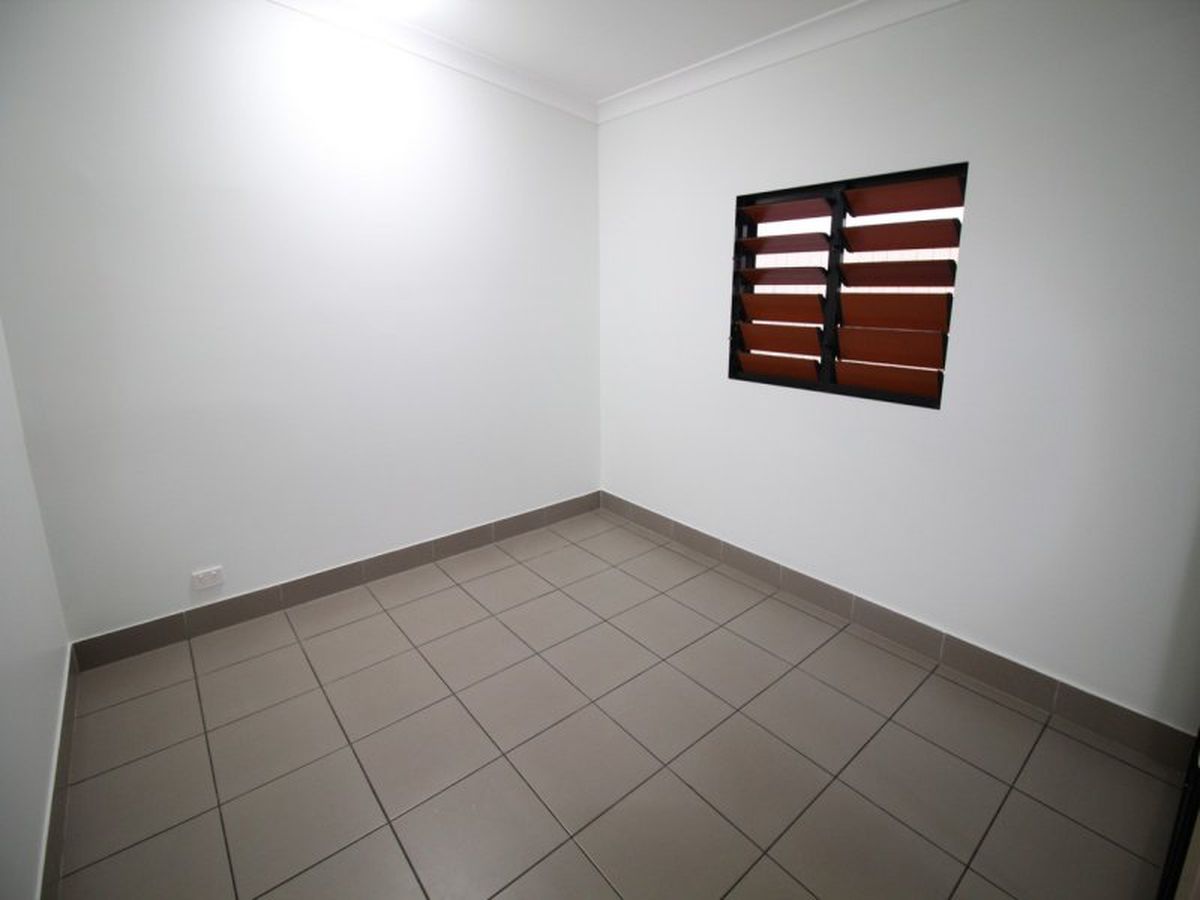 2 / 4 Grau Street, Atherton