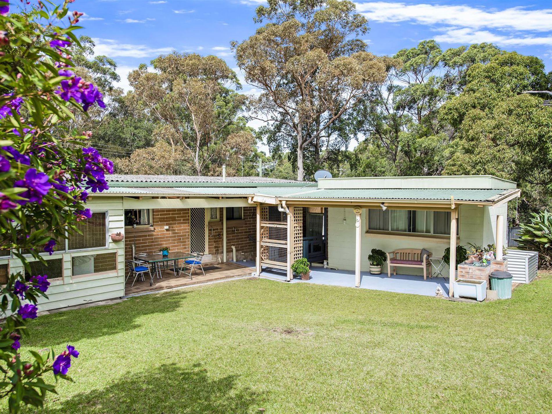 23 Carroll Avenue, Mollymook