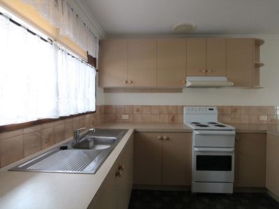 2 Jackman Avenue, Warrnambool