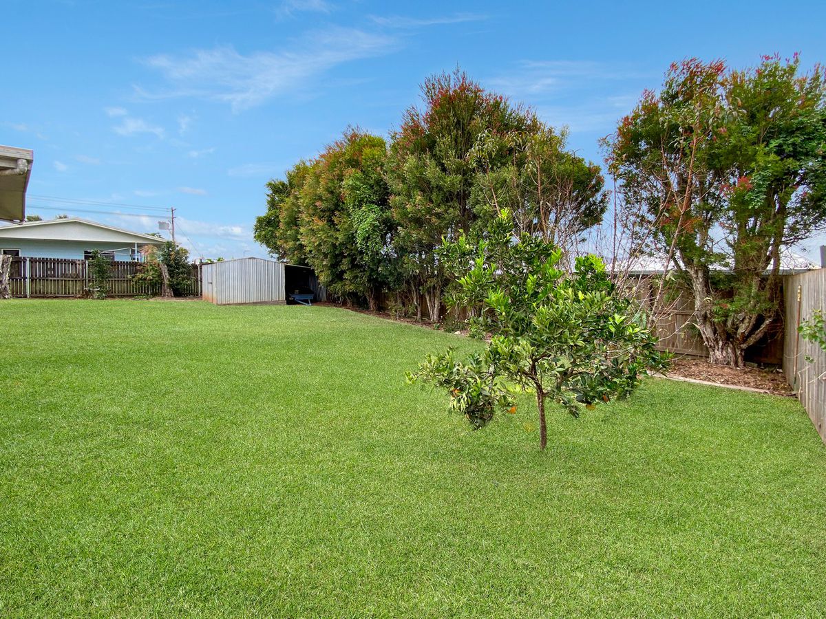 5 Larkin Close, Atherton