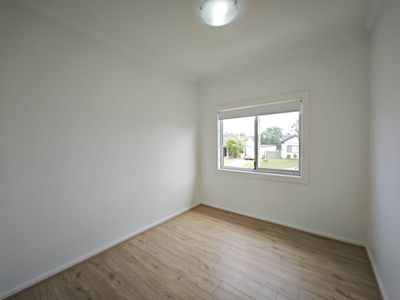 13 Yuruga Avenue, Doonside