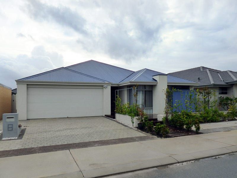 8 Cardross Street, Brabham