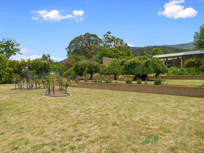17 Hores Lane, Tawonga